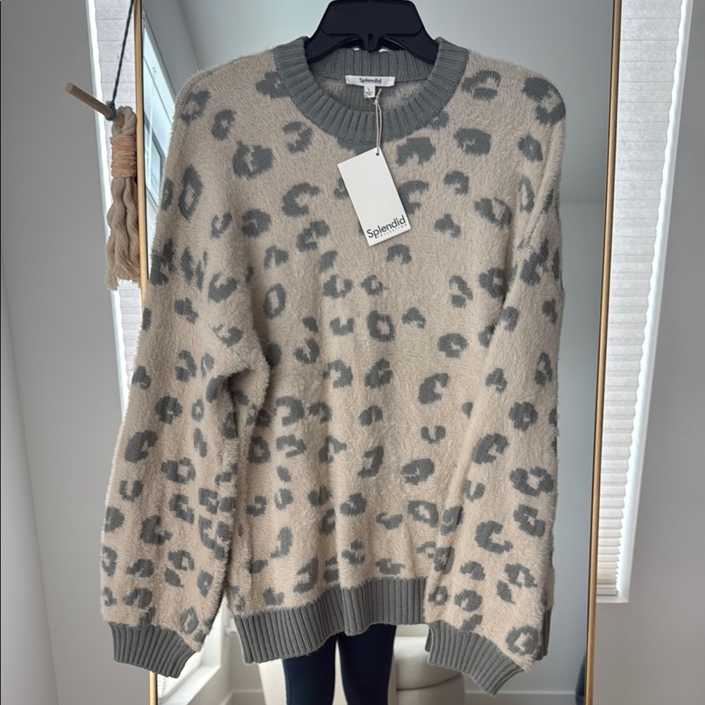 NWT Splendid Gray Leopard Print Women's Sweater